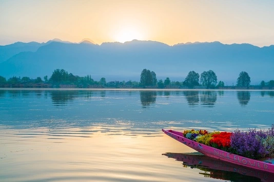 Golden Triangle Tour With Kashmir