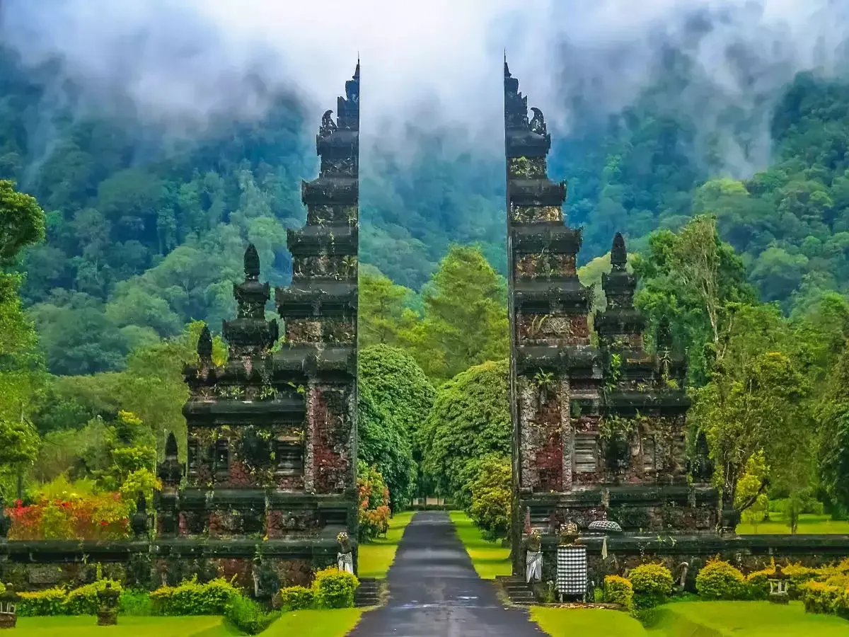 Bali tour attraction.