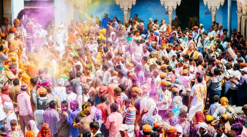 10 Best Places to Celebrate Holi in India 2024