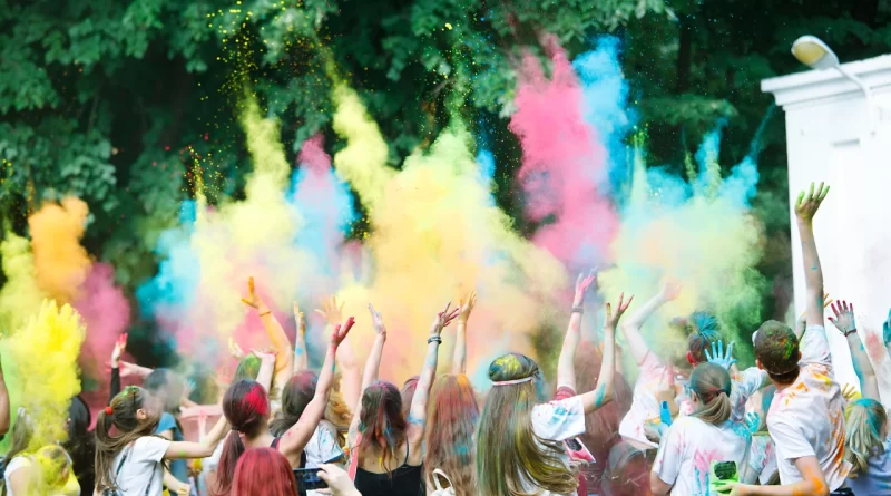 Experience India Holi Tour 2024 and Feel Colorful All Over