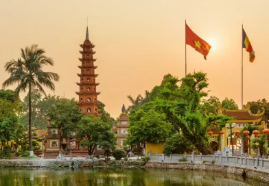 Group Tour vs Private Tour in Vietnam